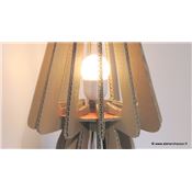 E-Patron PDF luminaire en carton ondulé - Lampe à poser Lumi4