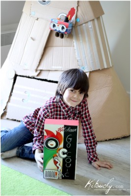 Robot recyclé fabriqué par kitouchy - box props makedo