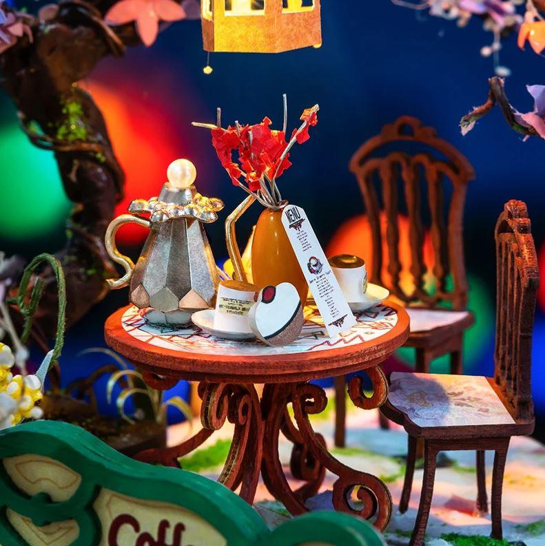 Kit Maison de poupée miniature Magical Café H 18 cm