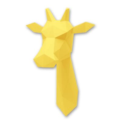 Kit de pliage Papercraft Trophée Origami Girafe Jaune à fabriquer 65 x 38 cm