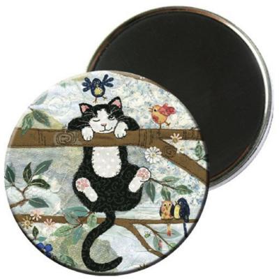 Magnet rond 56mm Chat sur Branche Amys Bug Art Kiub