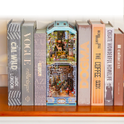 Kit Maquette Book Nook Refuge Zero 26.3x9.8x19 cm TQ132 Serre-livres Haven Zero Miniature 3D