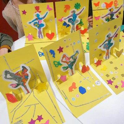 [Photo] Atelier Cratif Enfant Carte Pop-up thme Danse Spcial Anniversaire  L'Atelier Chez Soi Montauban 