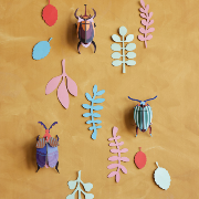 Mur de curiosités 3 Insectes Scarabées et Feuilles Bug Rendez-vous Décoration murale 3D Studioroof