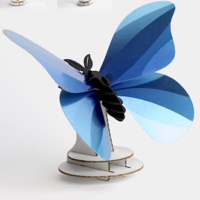 Kit de fabrication 1 Papillon Bleu 18 cm Giant Silk Butterfly Assembli