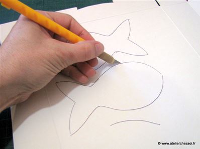 Tuto Poisson d'avril Papier Carton - Découpe des poissons