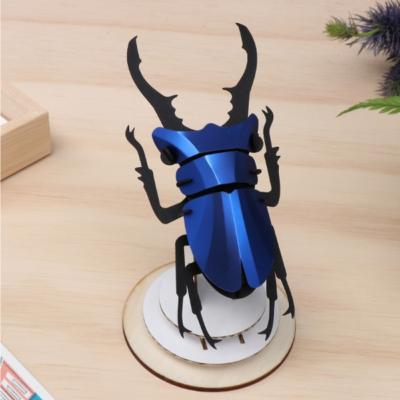 Kit de fabrication 1 Insecte Scarabé Bleu 14 cm Stag Beetle Assembli