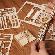 Maquette Bois Musique Saxophone 23 cm Puzzle 3D de 136 pièces TG309 Rolife