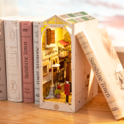 Kit Maquette Book Nook à fabriquer Sunshine Town 18x10x24 cm TGB02 Serre-livres Ruelle 3D miniature