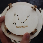 Kit Espace Projecteur de Constellations en Bois à Fabriquer Botaki
