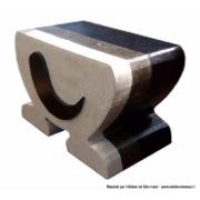 Second tabouret en carton ralis par Hlne - Dcoration papier noir et gris