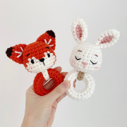 Kit Mon Ami Gurumi Hochet Lapin 16cm Hochet à créer au Crochet Graine créative