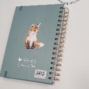 Carnet à spirales Trois Renards 15x21 200p ligné Elastique Wrendale