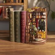 Kit Maquette Book Nook à fabriquer Coin Bibliothèque Silent Corner Study 12x12x25 cm TGE02 Angle de livres 3D miniature Rolife