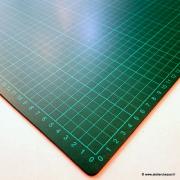 Tapis de coupe gradué en cm A2 vert 45x60 cm Artist Art Materials