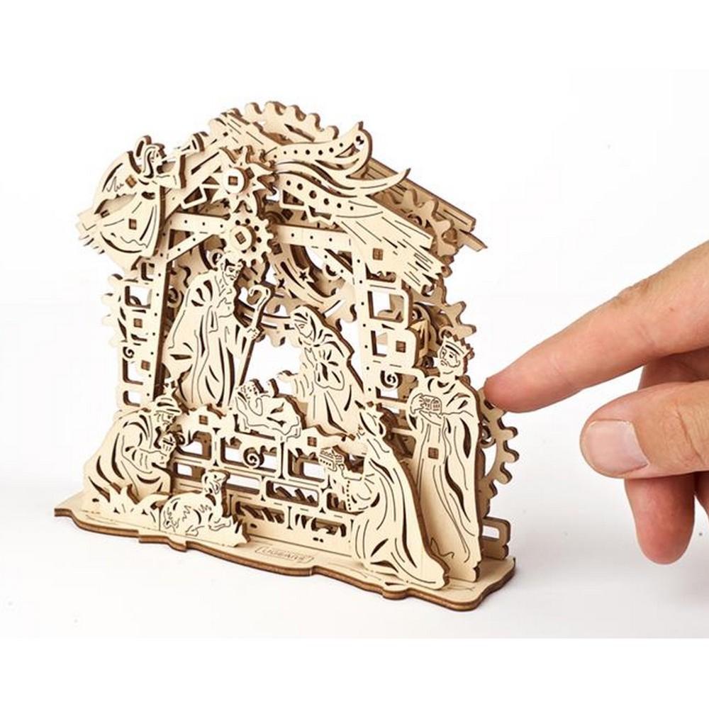 Ugears Maquette Bois Crèche de Noël 15cm Puzzle 3D