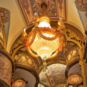 Kit Maquette Book Nook à fabriquer Library of Wonders 14x23x26 cm TGB16 Serre-livres Bibliothèque 3D miniature Rolife