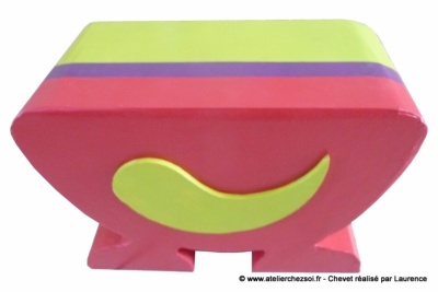 Le Tabouret en Carton pour enfant de Laurence - Dcoration jaune et rose